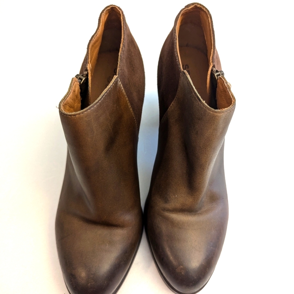 Sperry Dasher Ankle Bootie Nwot - image 1